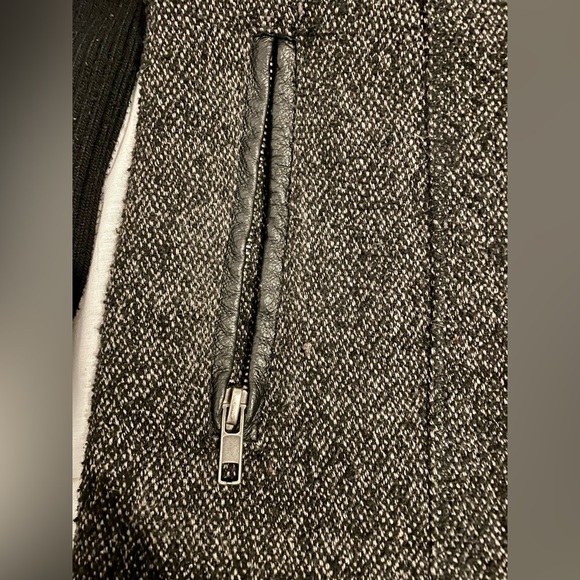 Le Château Jacket - Picture 4 of 9